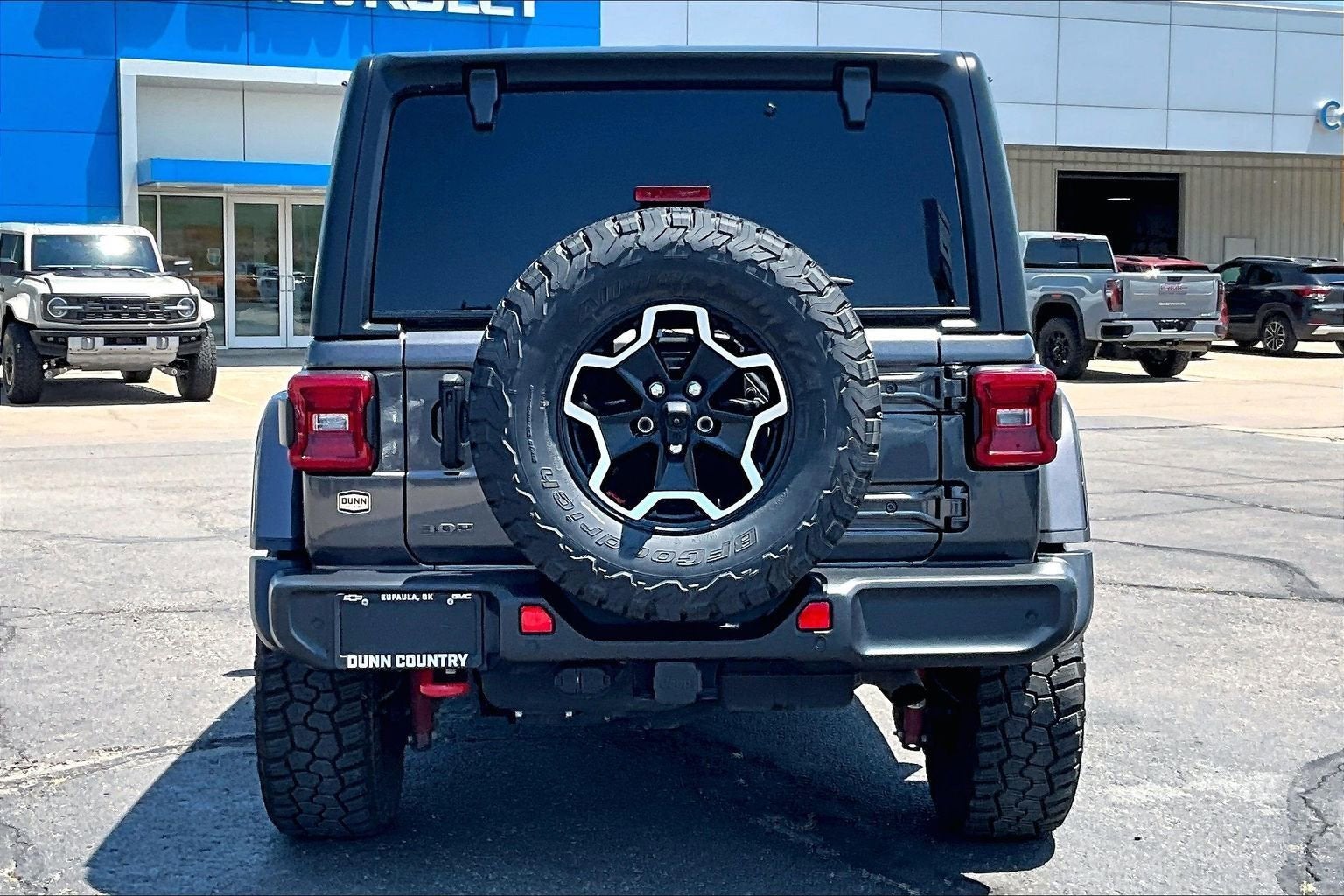 2023 Jeep Wrangler Rubicon Farout