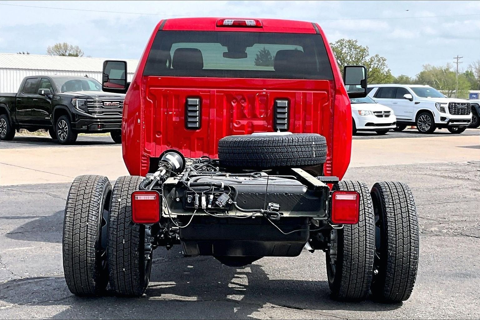 2026 GMC Sierra 3500 HD Chassis Cab SLE