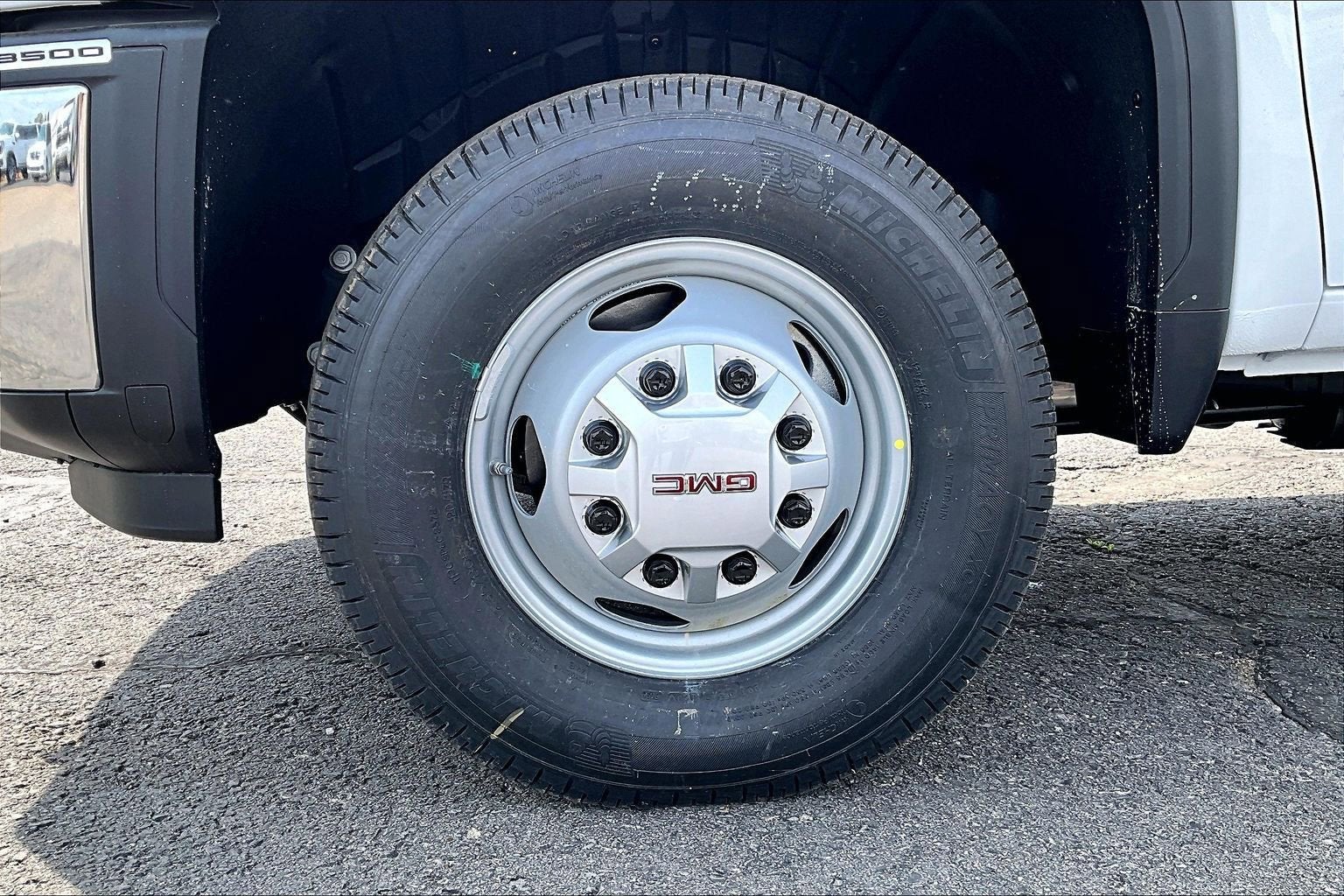 2026 GMC Sierra 3500 HD Chassis Cab Pro