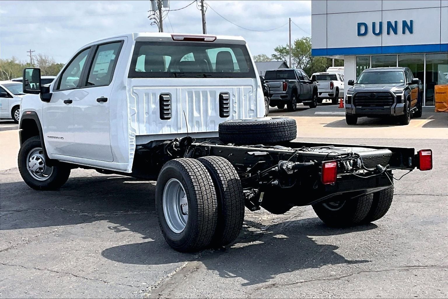 2026 GMC Sierra 3500 HD Chassis Cab Pro