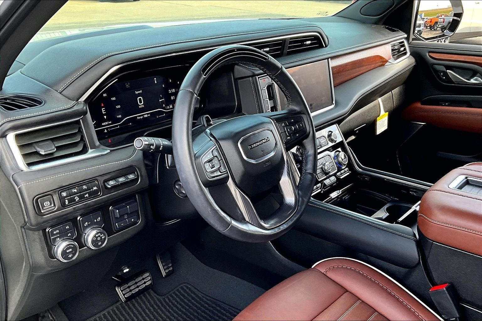 2023 GMC Yukon XL Denali Ultimate