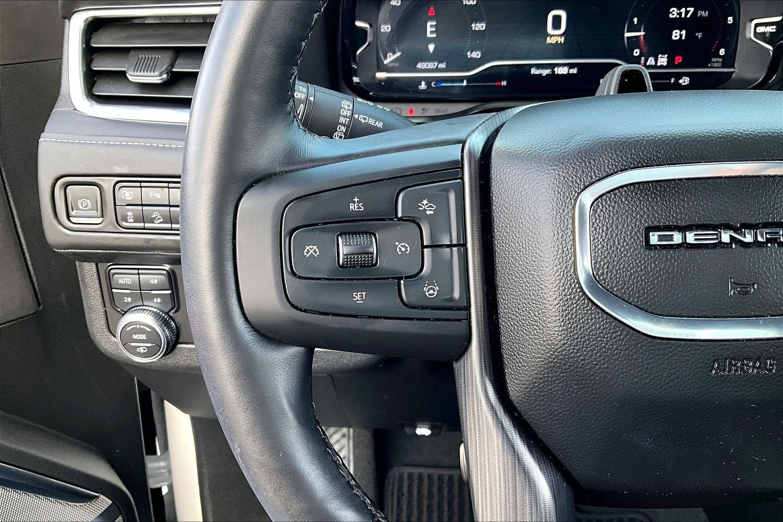 2023 GMC Yukon XL Denali Ultimate