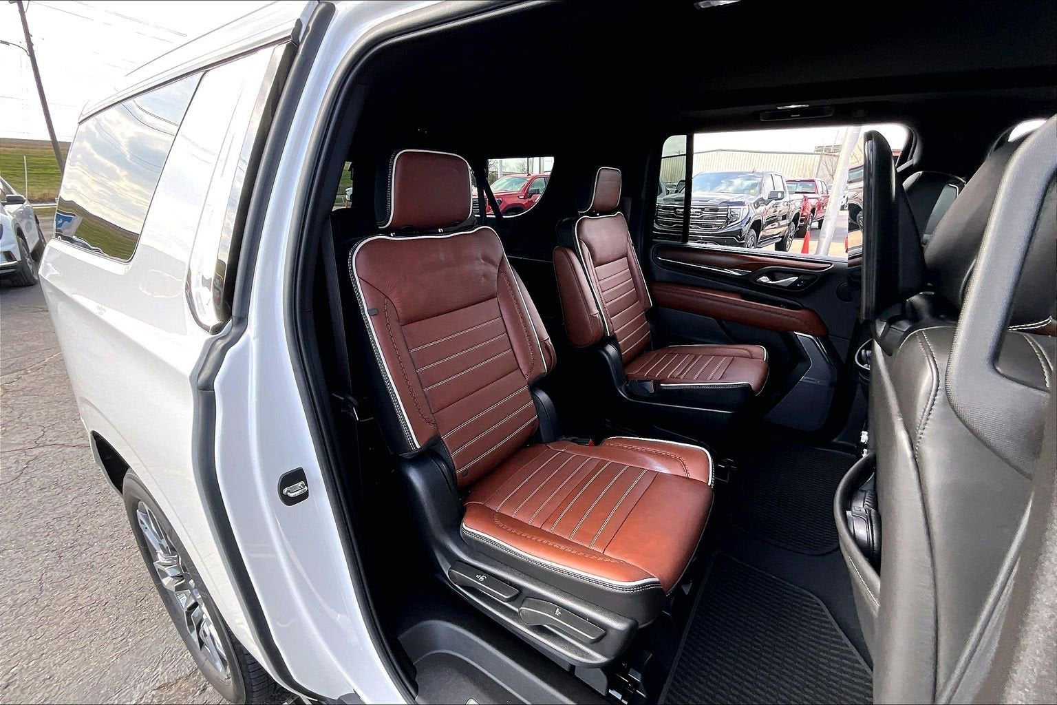2023 GMC Yukon XL Denali Ultimate