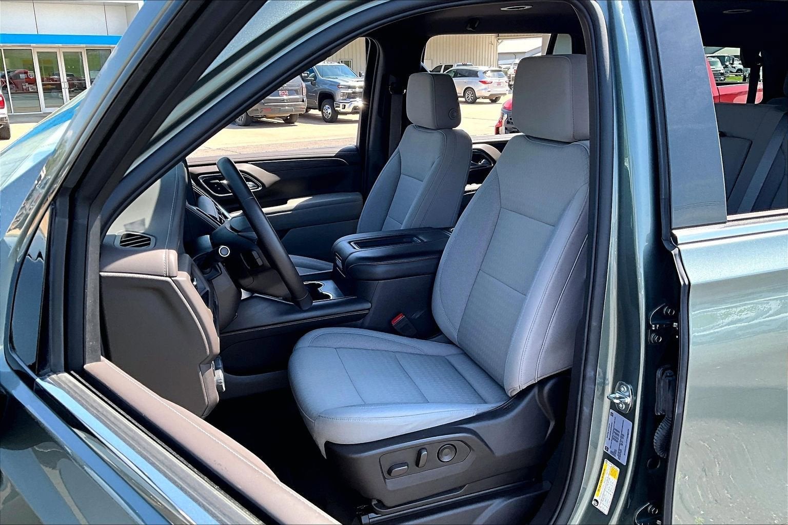 2023 Chevrolet Tahoe LS