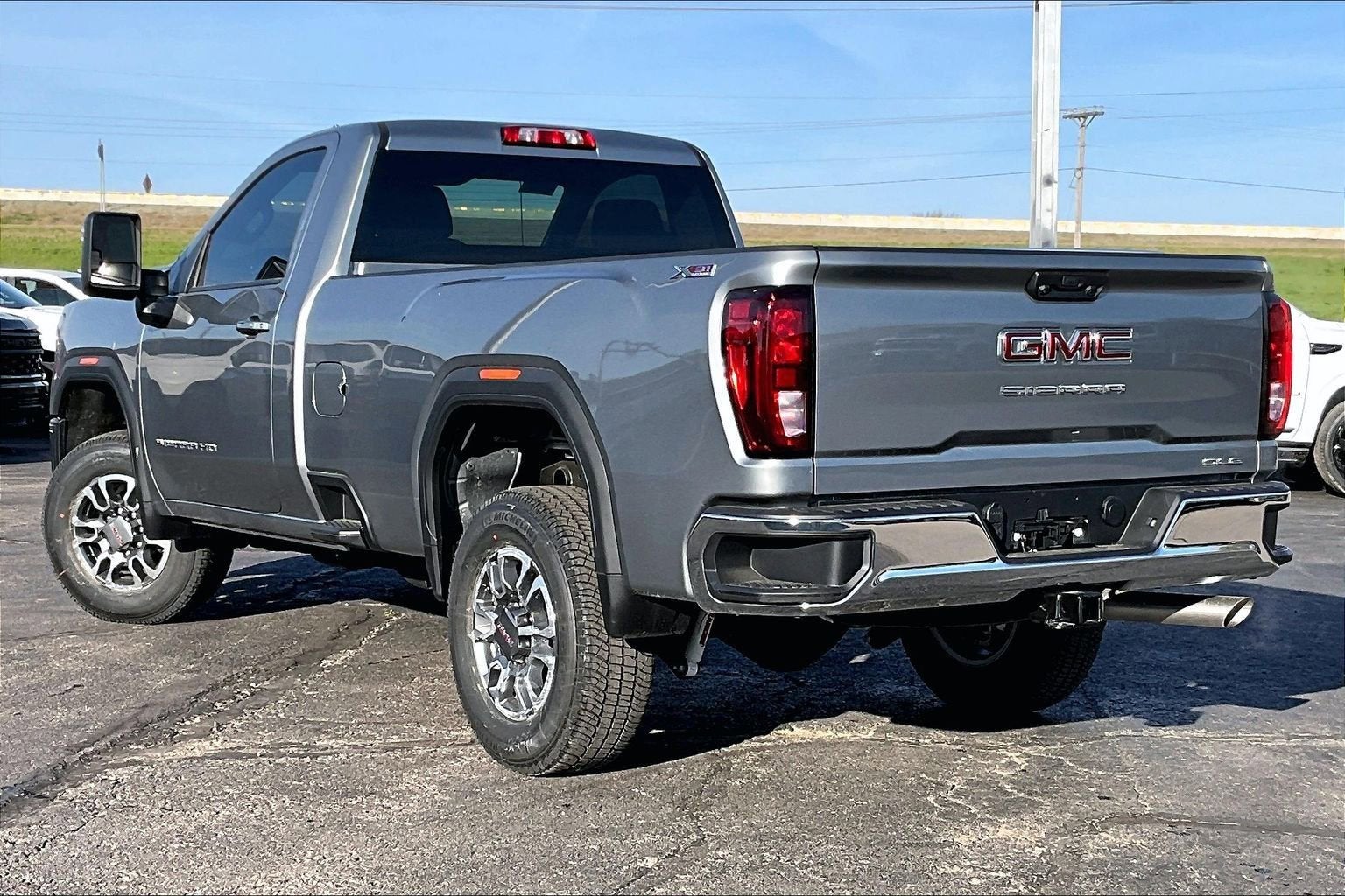 2026 GMC Sierra 2500 HD SLE