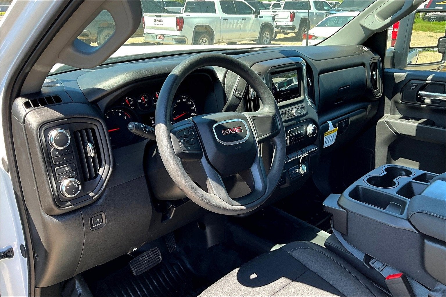 2025 GMC Sierra 2500 HD Pro