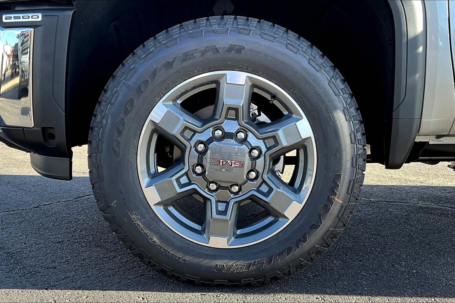 2026 GMC Sierra 2500 HD SLT