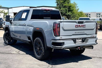 2025 GMC Sierra 2500 HD AT4