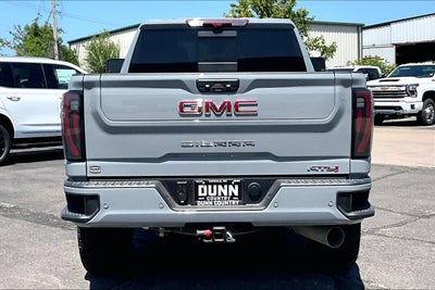 2025 GMC Sierra 2500 HD AT4