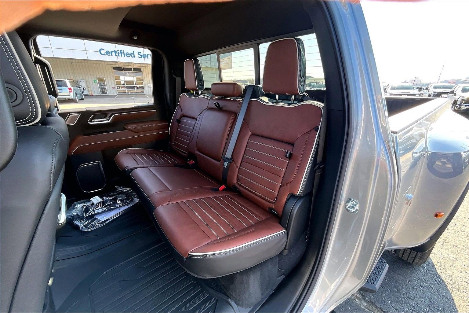 2026 GMC Sierra 3500 HD Denali Ultimate DRW