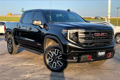 2025 GMC Sierra 1500 AT4