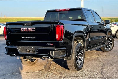 2025 GMC Sierra 1500 AT4