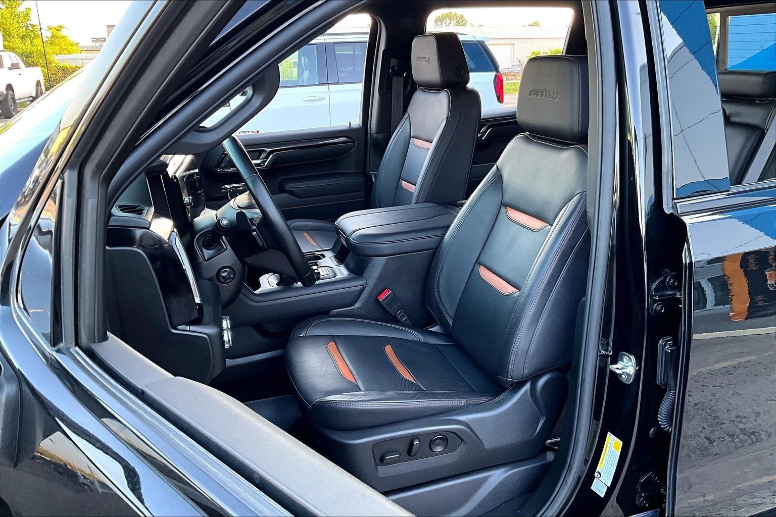 2025 GMC Sierra 1500 AT4