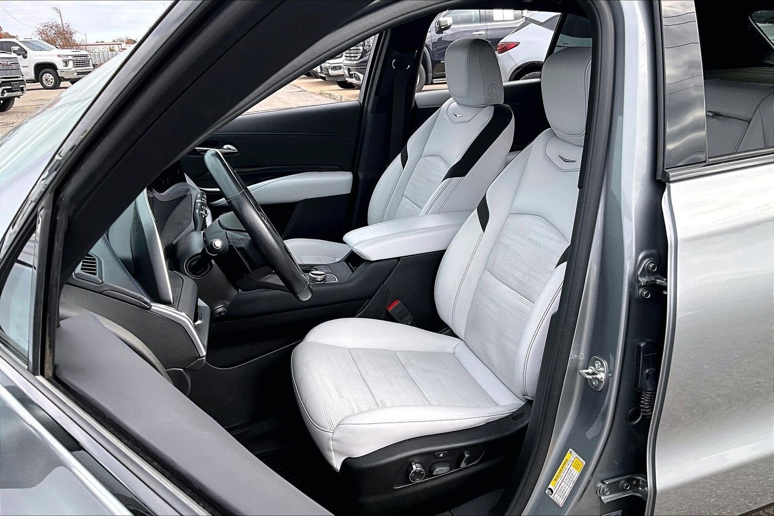 2024 Cadillac XT4 Sport