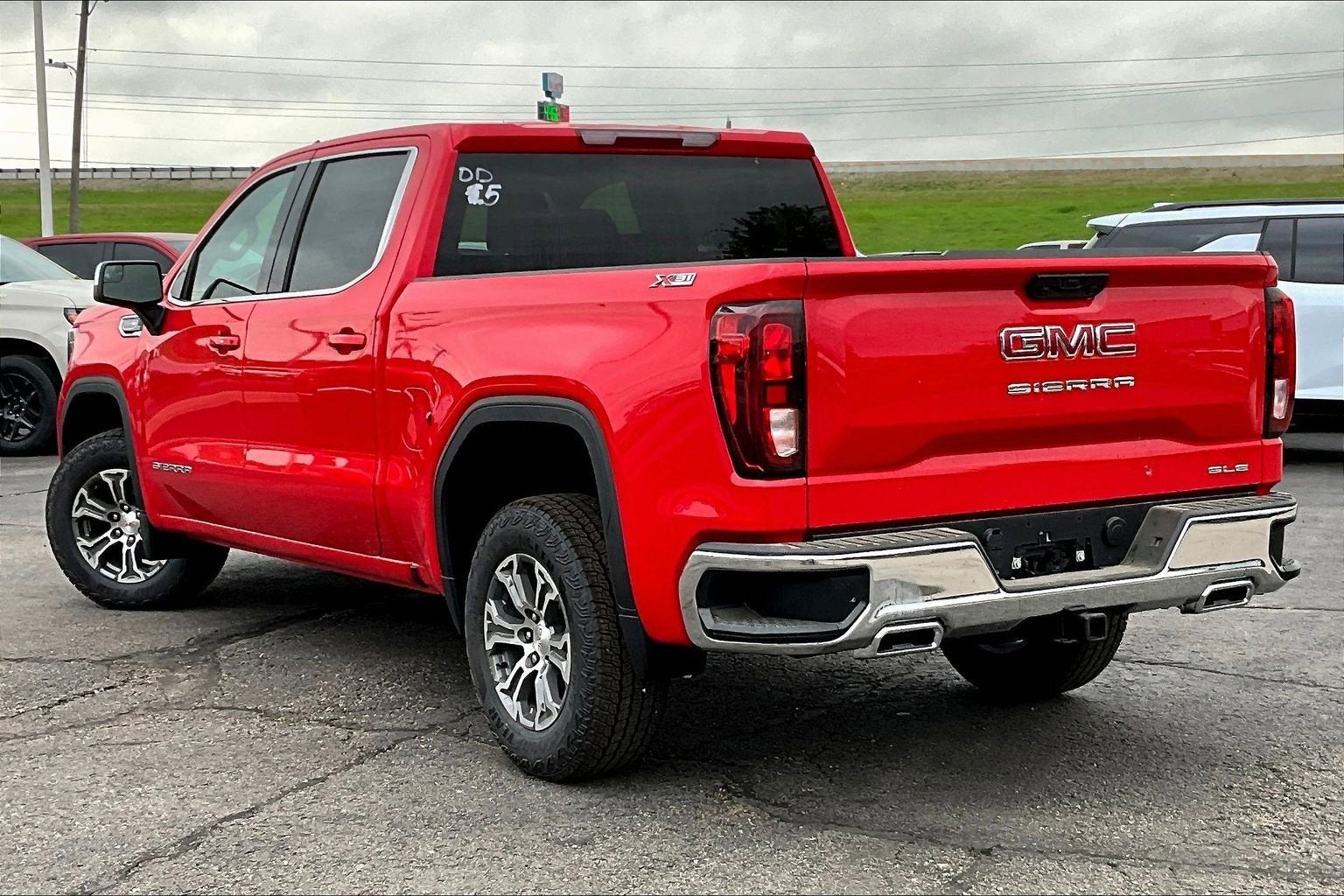 2026 GMC Sierra 1500 SLE