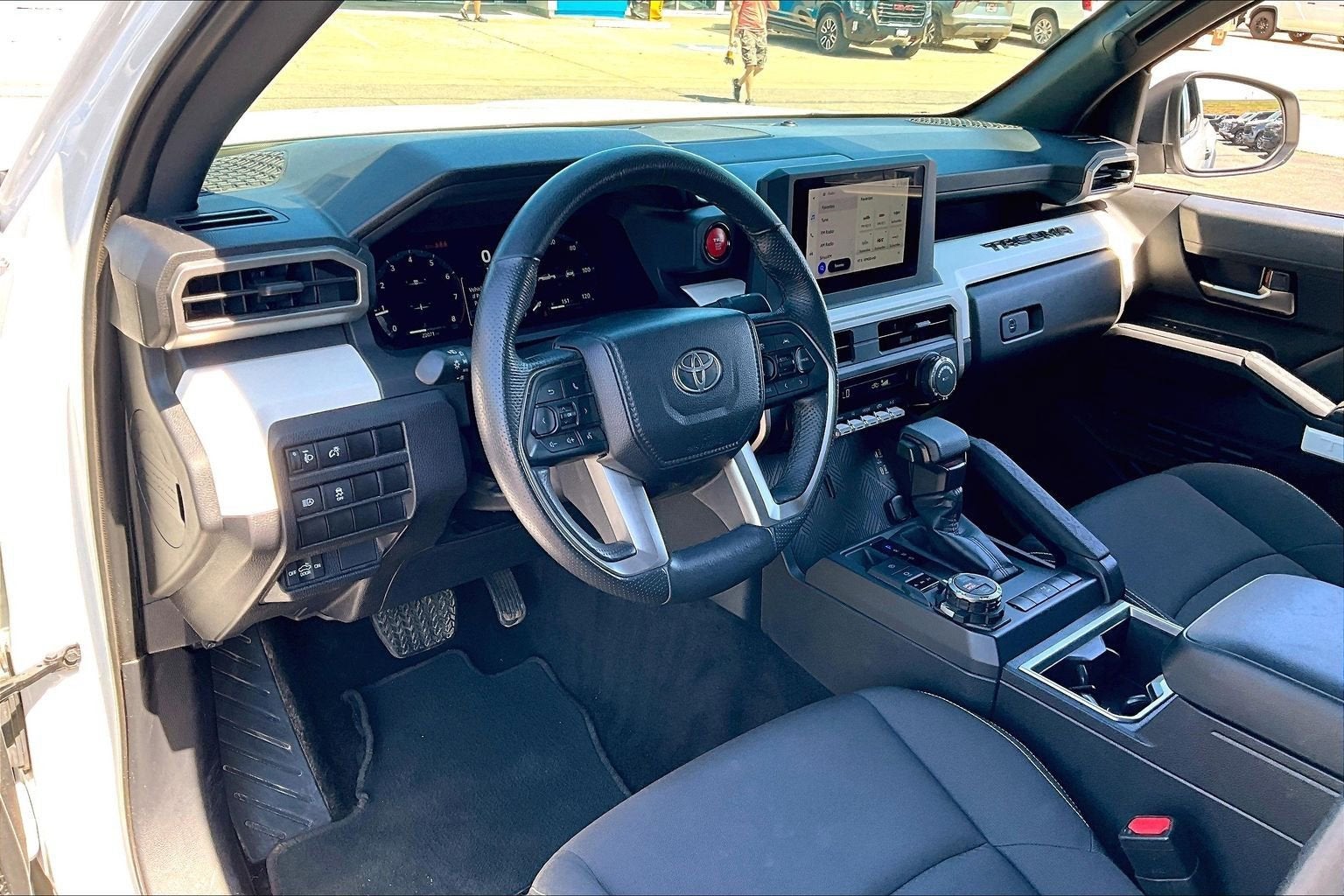 2024 Toyota Tacoma 4WD SR5