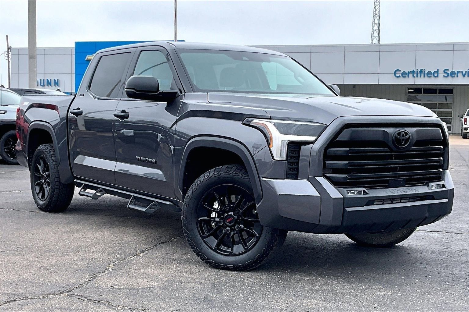 2023 Toyota Tundra 4WD SR5