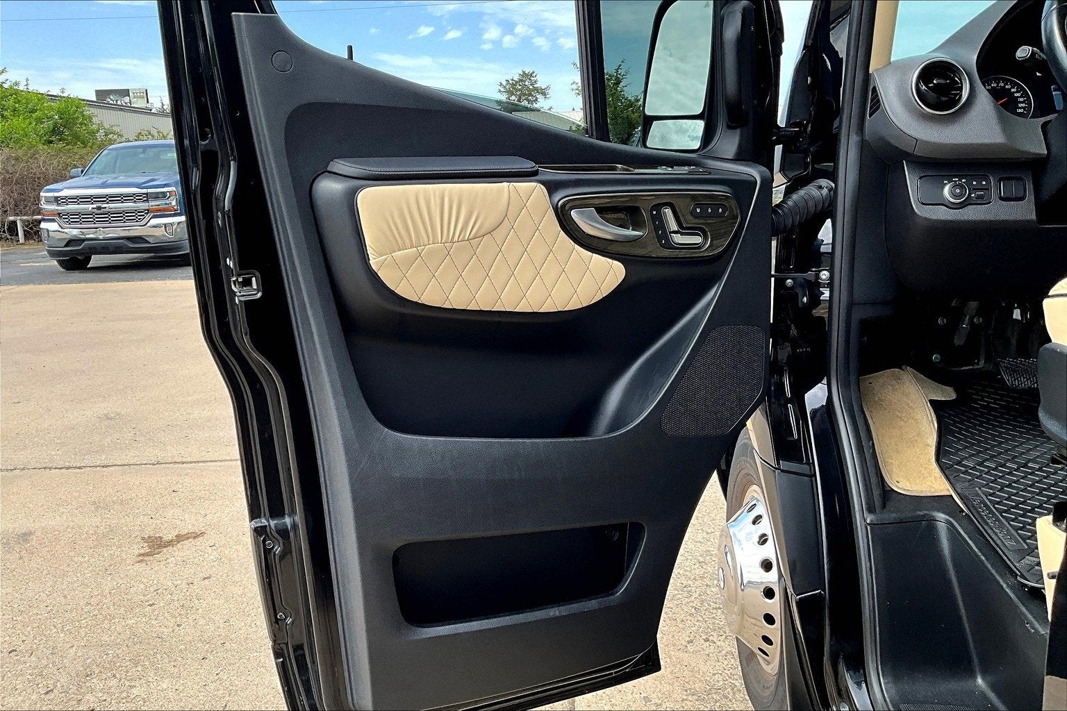 2021 Mercedes-Benz Sprinter Cargo Van Base
