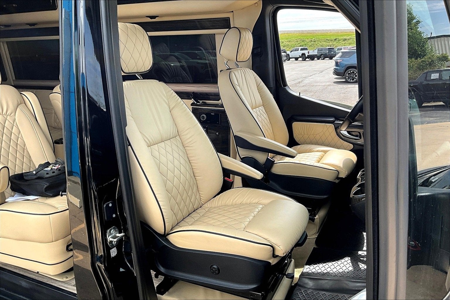 2021 Mercedes-Benz Sprinter Cargo Van Base